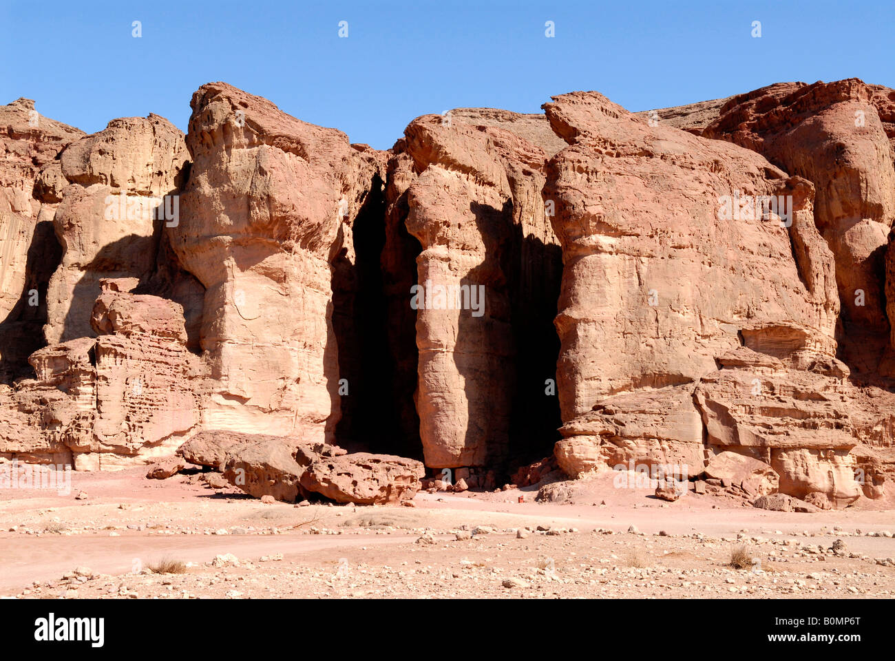 Pillars of solomons temple hires stock photography and images Alamy