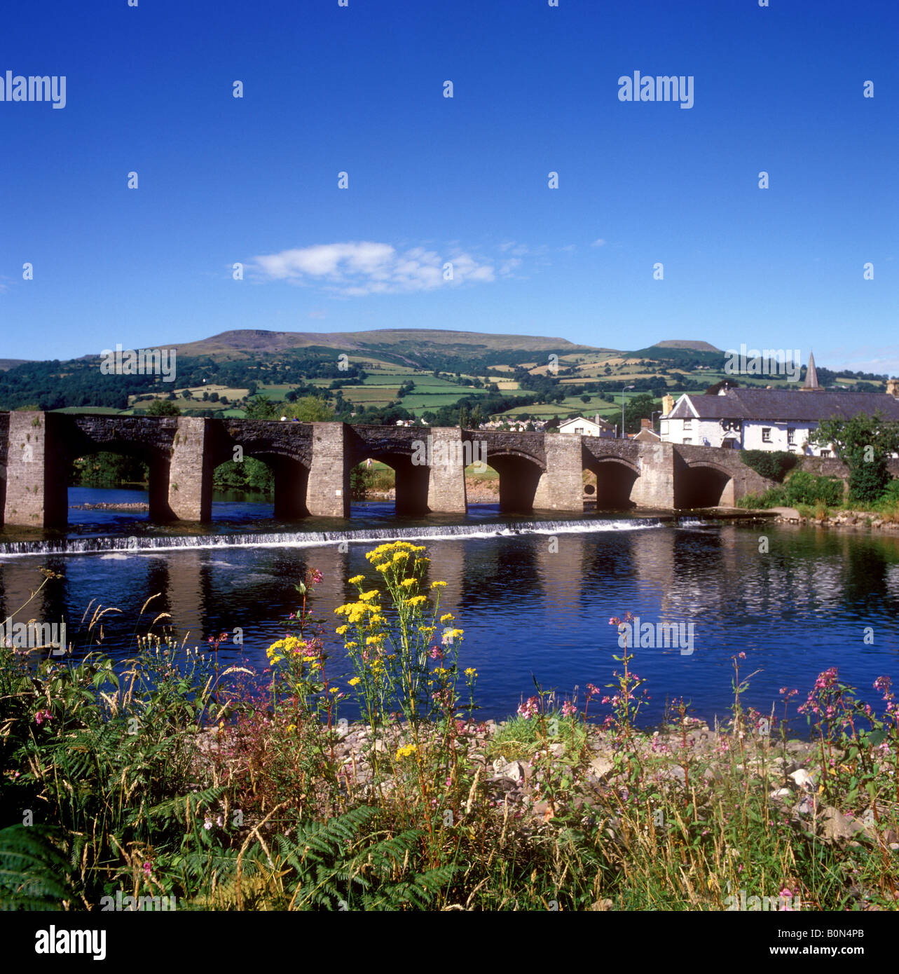 Crickhowell Bridge over the River Usk Stock Photo - Alamy