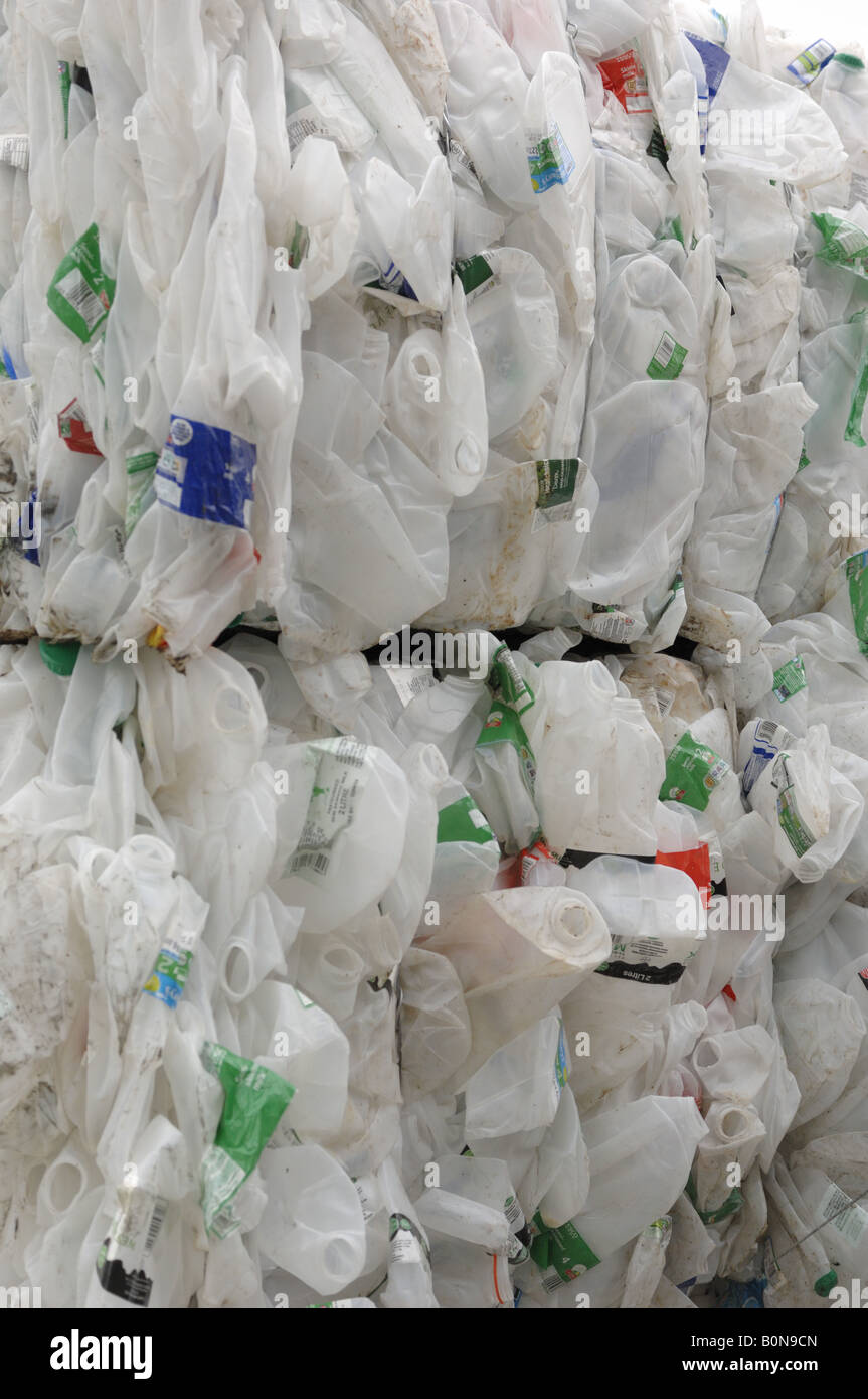 Milk bottle uk plastic hires stock photography and images Alamy