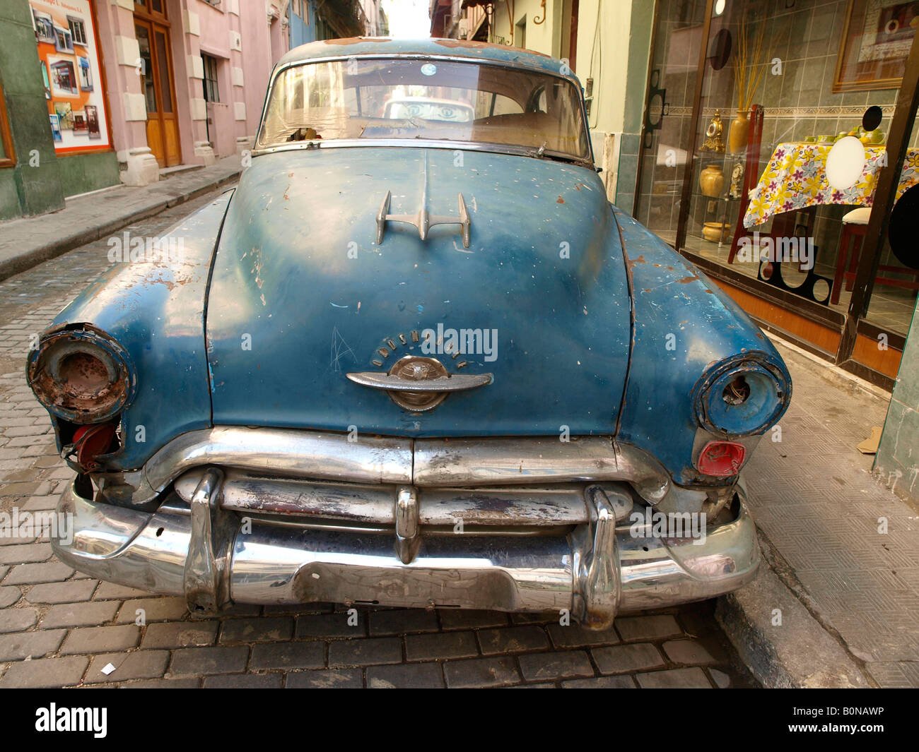 Clapped out American 50's car abandoned in Old Havana Cuba Stock Photo