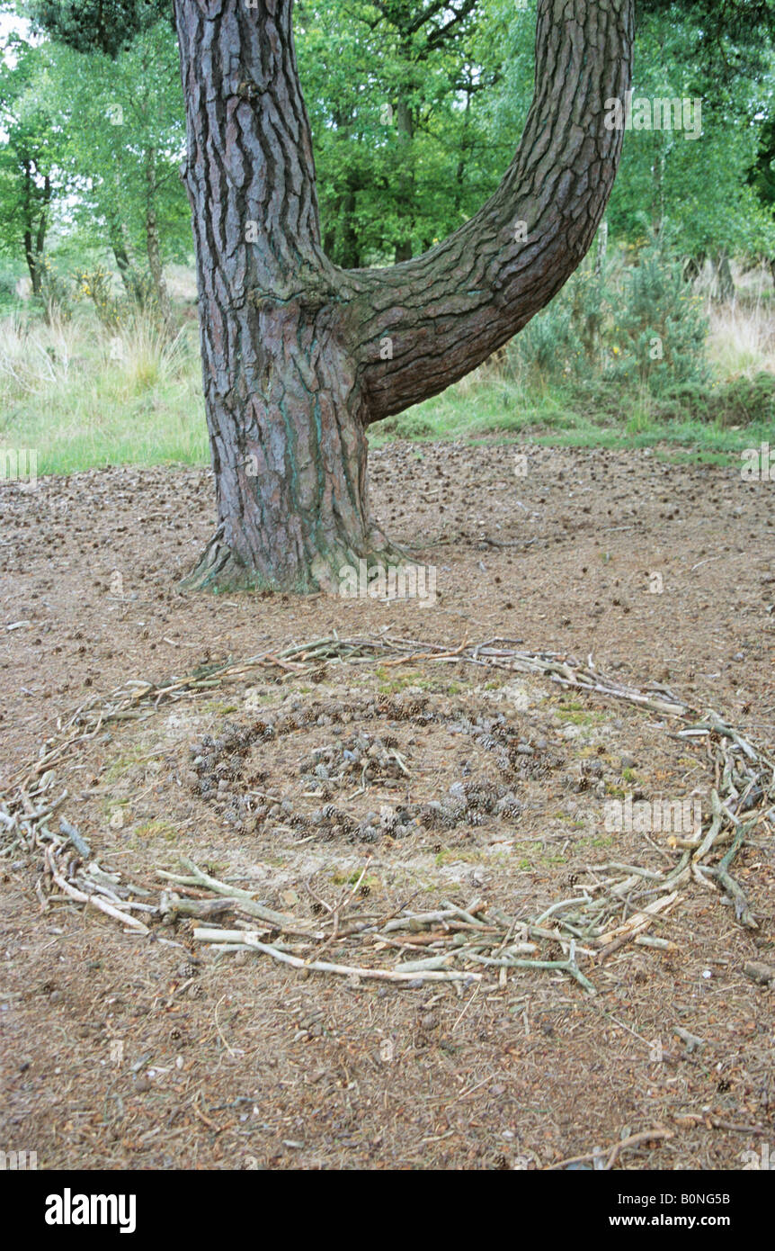 Stick and circle hi-res stock photography and images - Alamy