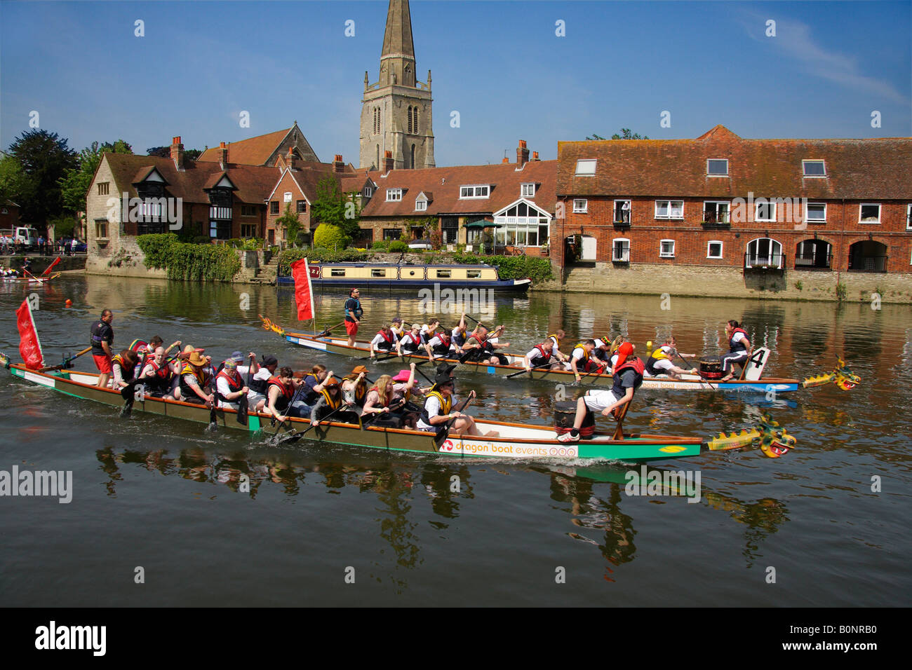 Dragon boat racing on the Thames at Abingdon 3 Stock Photo