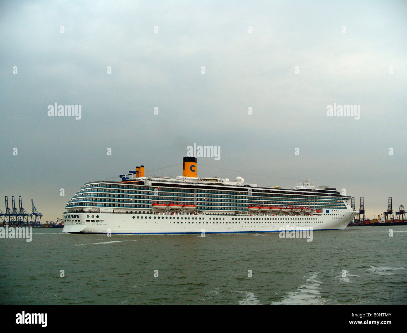 Costa Atlantica Cruise Ship High Resolution Stock Photography And Images Alamy
