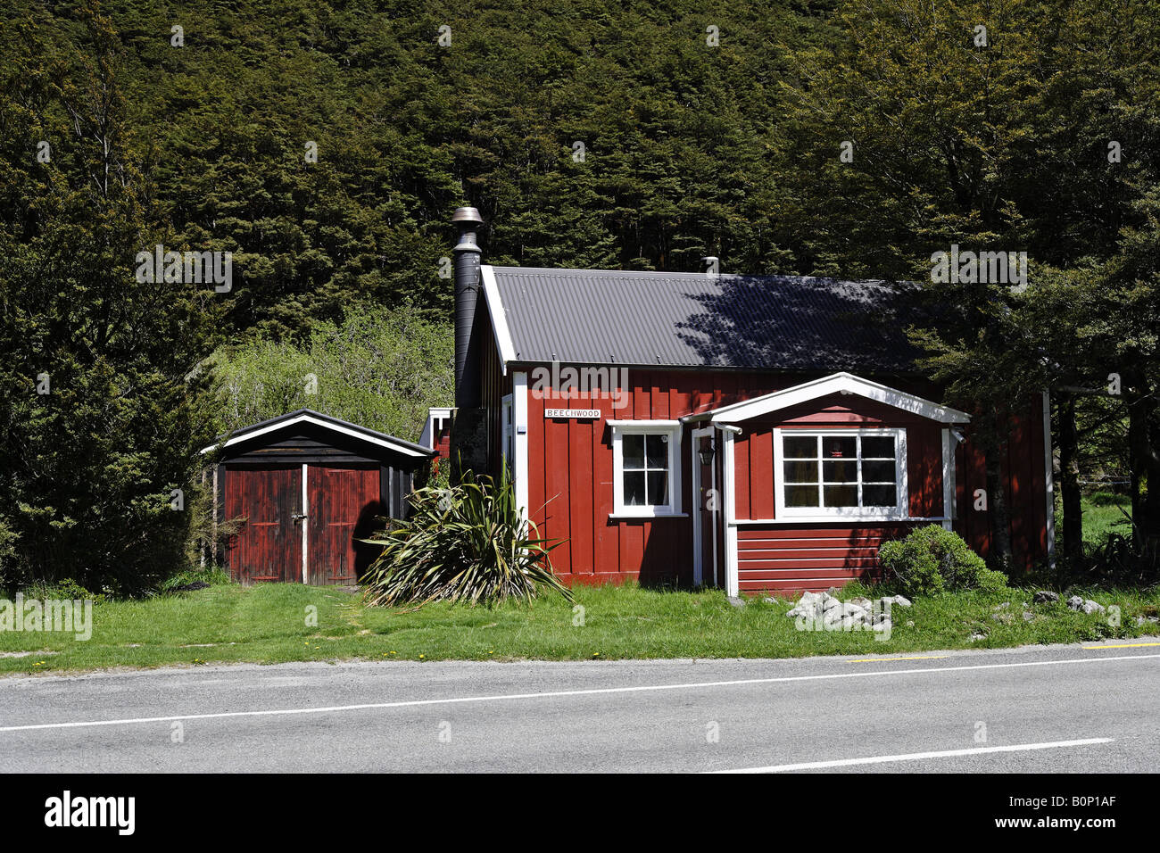 A red shack in Arthurs Pass Village, New Zealand Stock Photo - Alamy