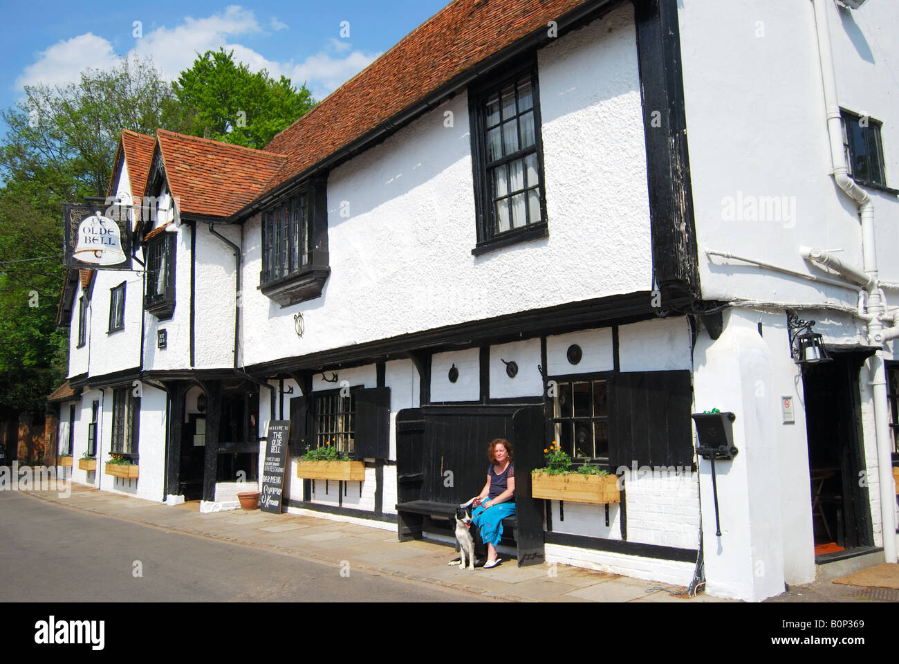 Hurley village hires stock photography and images Alamy