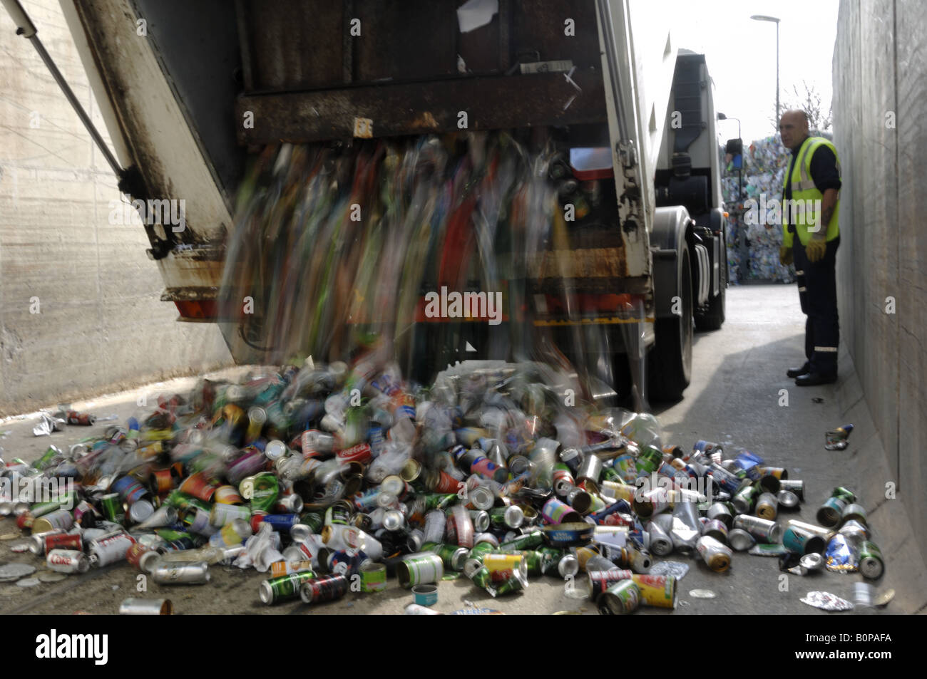 Aluminium and steel can recycling at Teignbridge district council