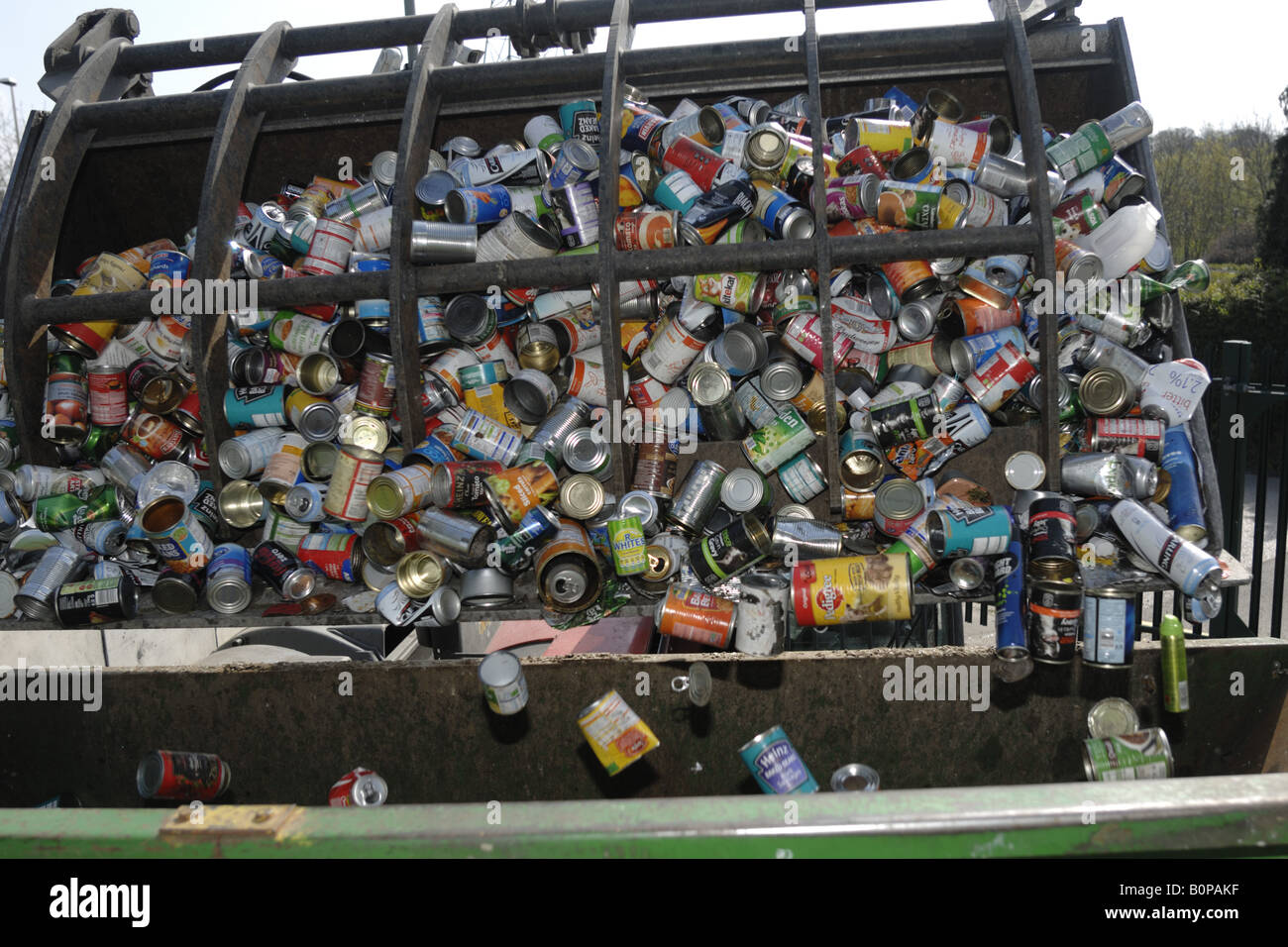 Aluminium and steel can recycling at Teignbridge district council