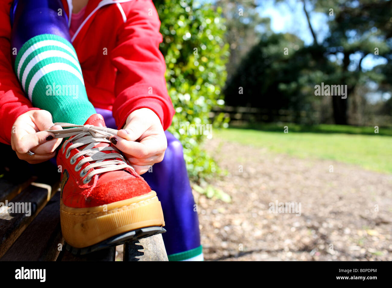 Doing up shoe laces hires stock photography and images Alamy