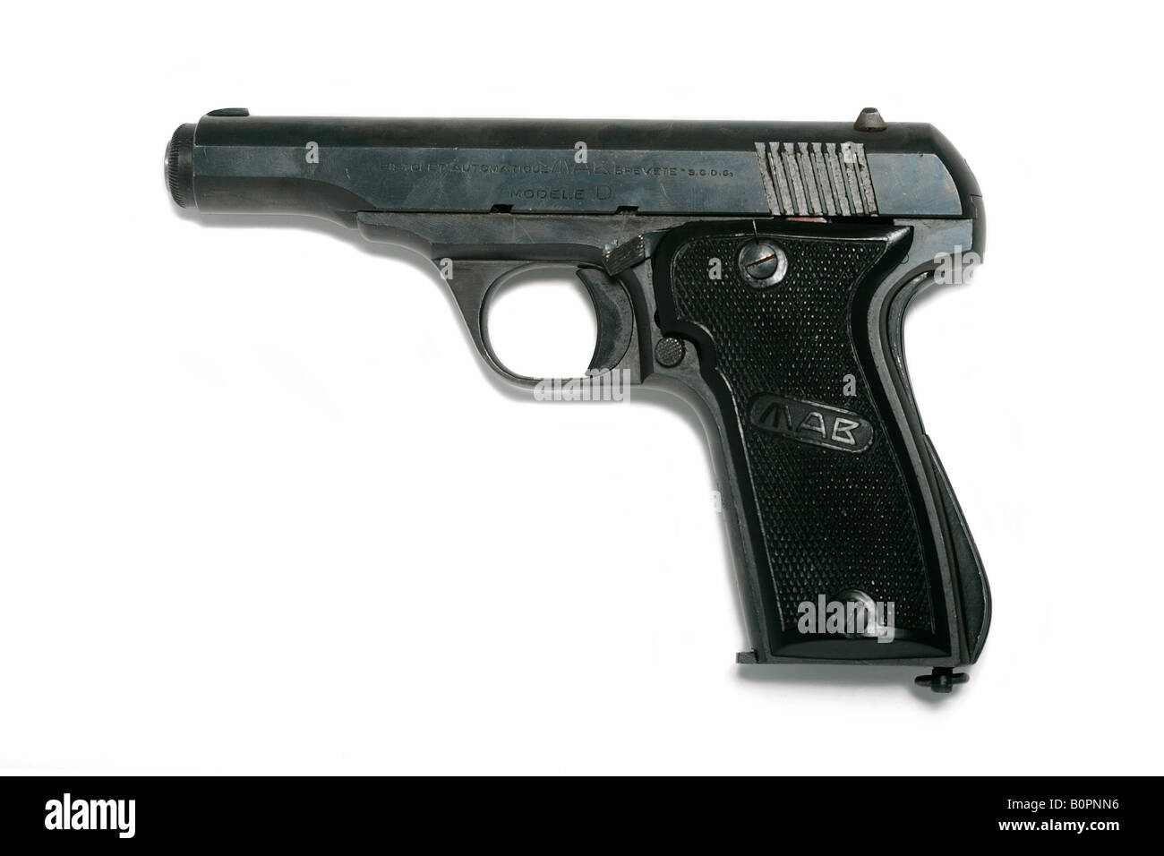 Pistolet Automatique MAB 7.65 brevete modele D pistol handgun hand gun  Stock Photo - Alamy