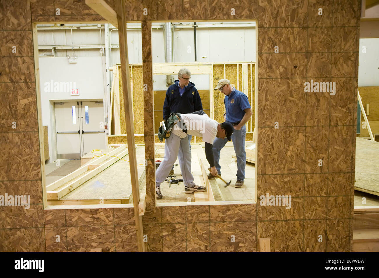 Carpenters Apprentice Training Center Stock Photo Alamy