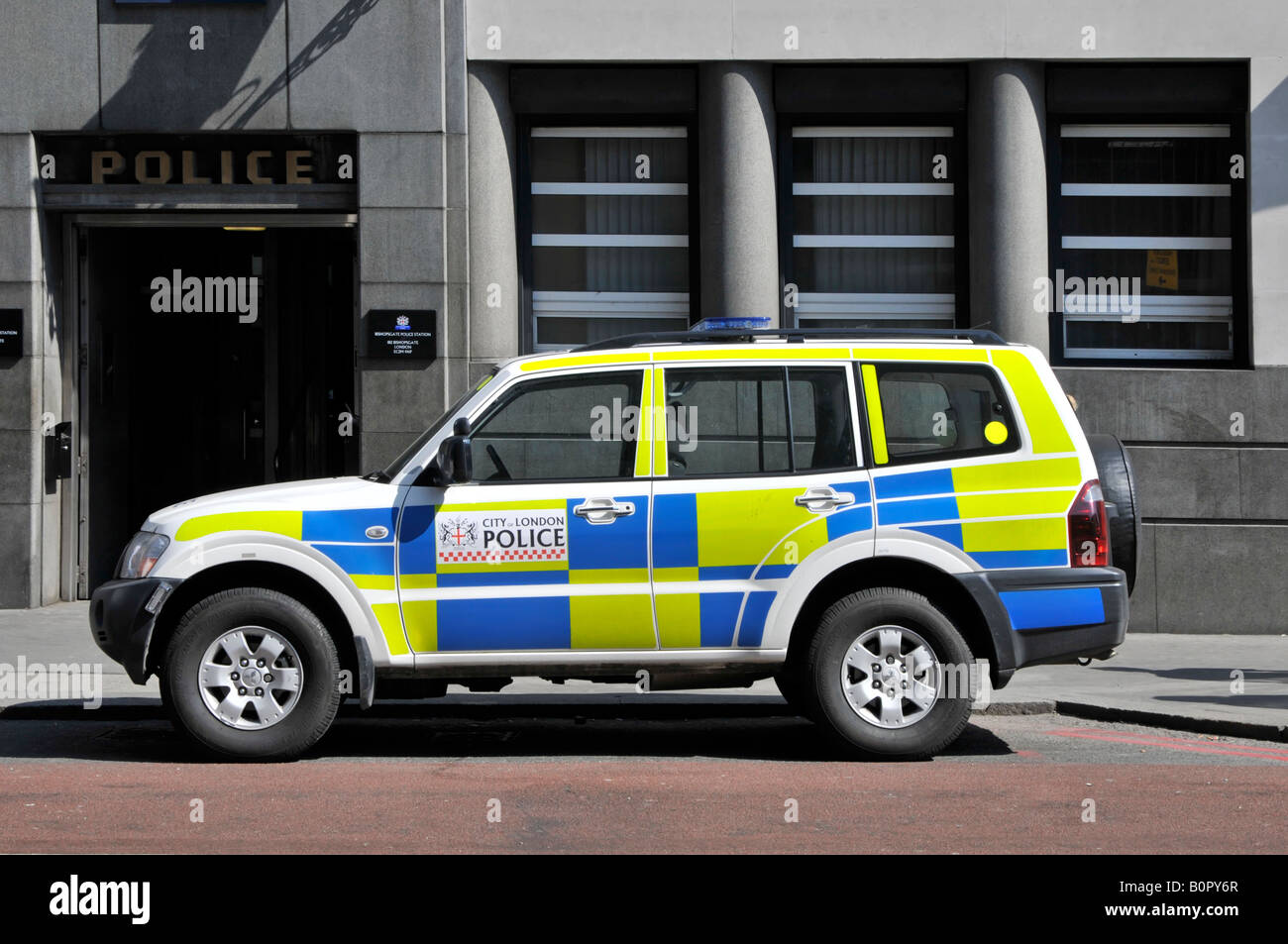 Police car parked outside City of London Police station Stock Photo Alamy