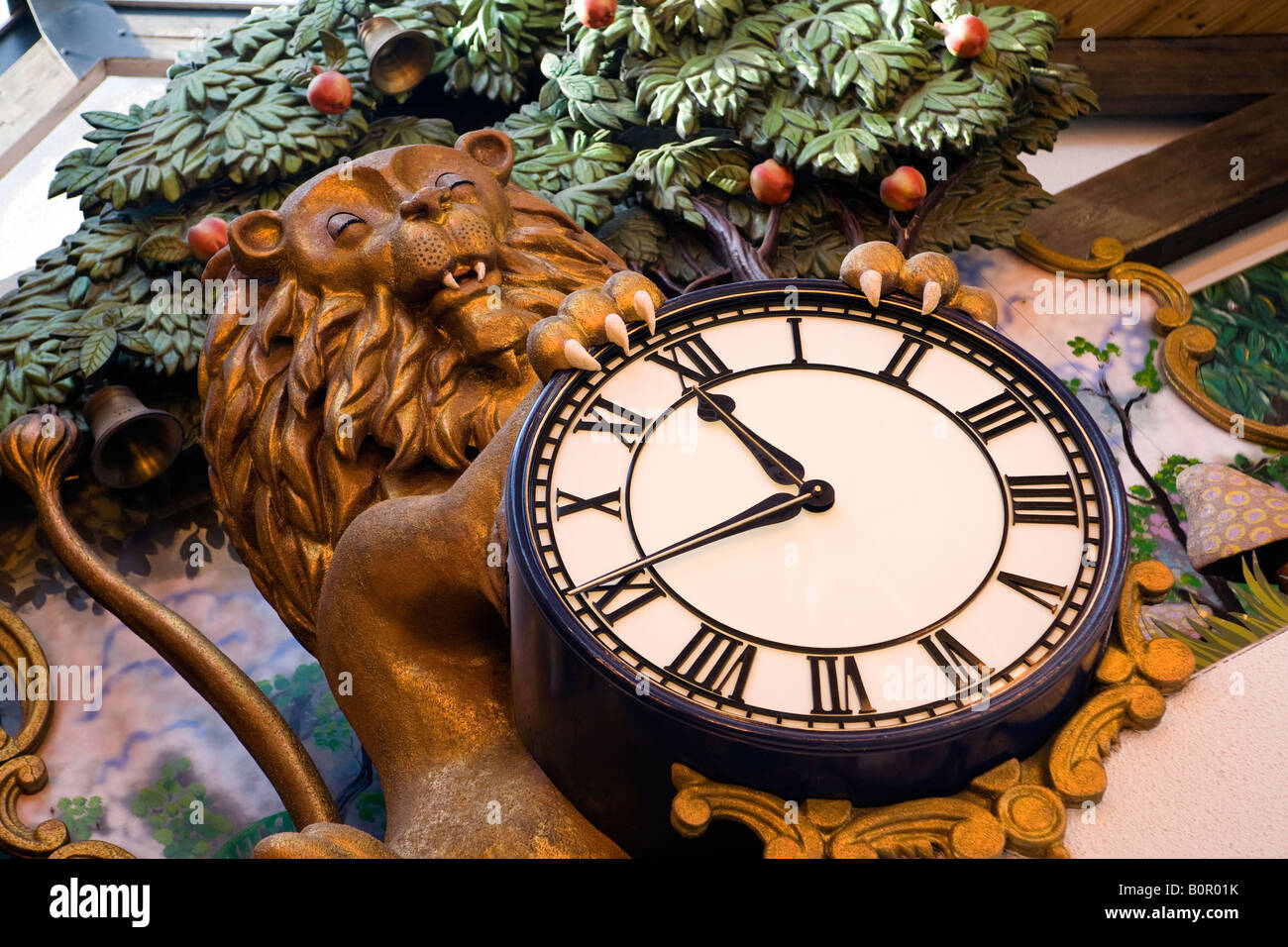 UK England Lincolnshire Grantham Isaac Newton shopping centre lion and