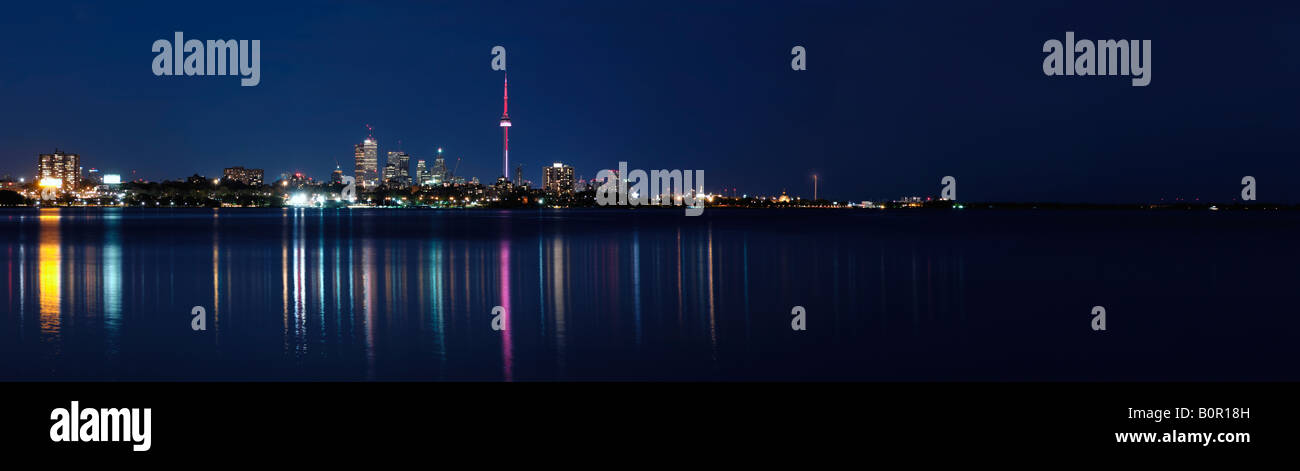 Toronto cityscape at night Stock Photo - Alamy