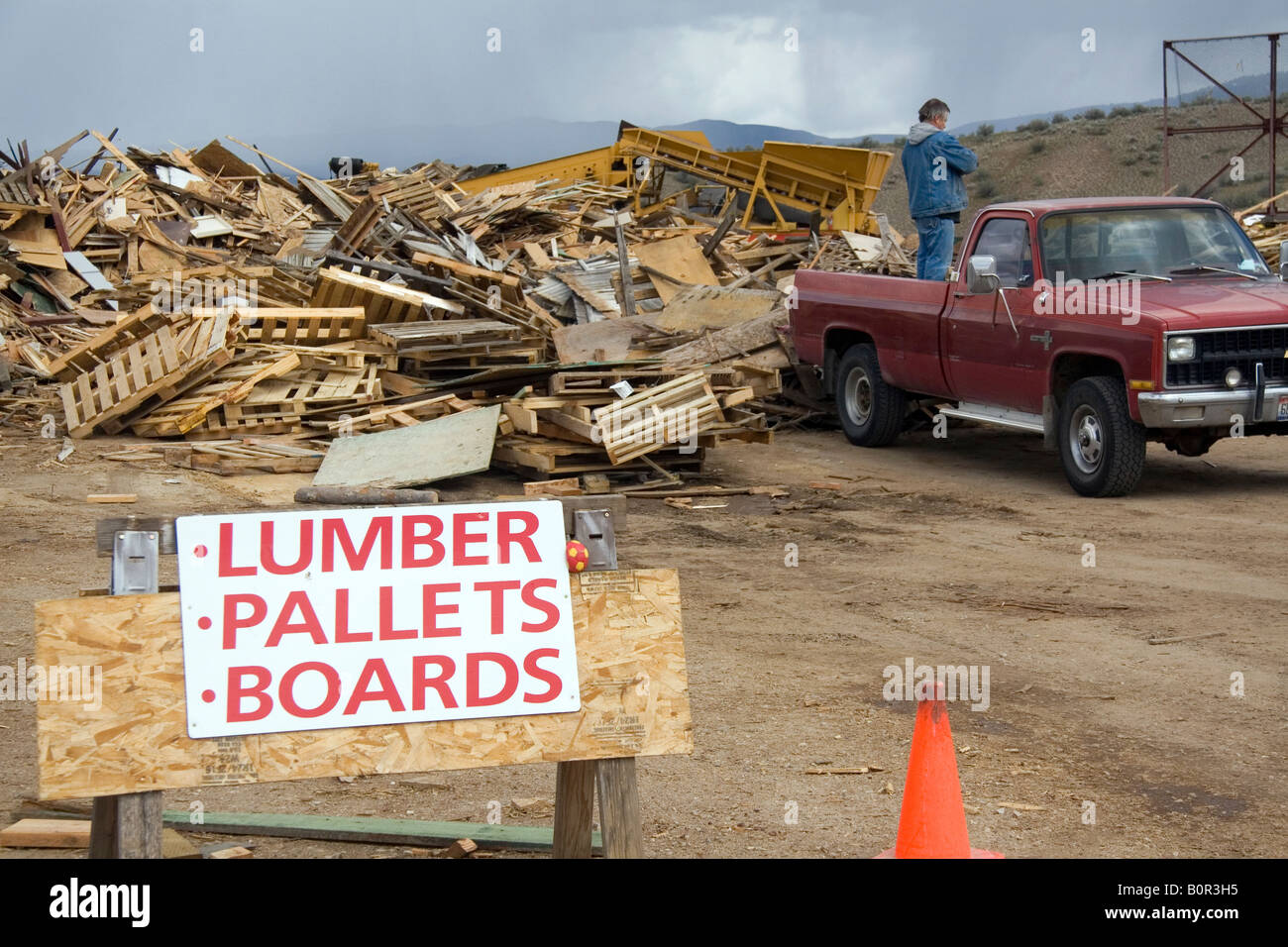 Landfill building hires stock photography and images Alamy