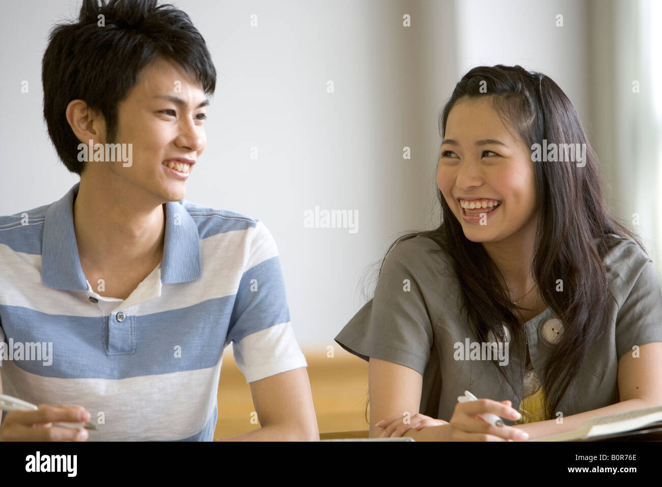 Education students smiling hi-res stock photography and images - Alamy