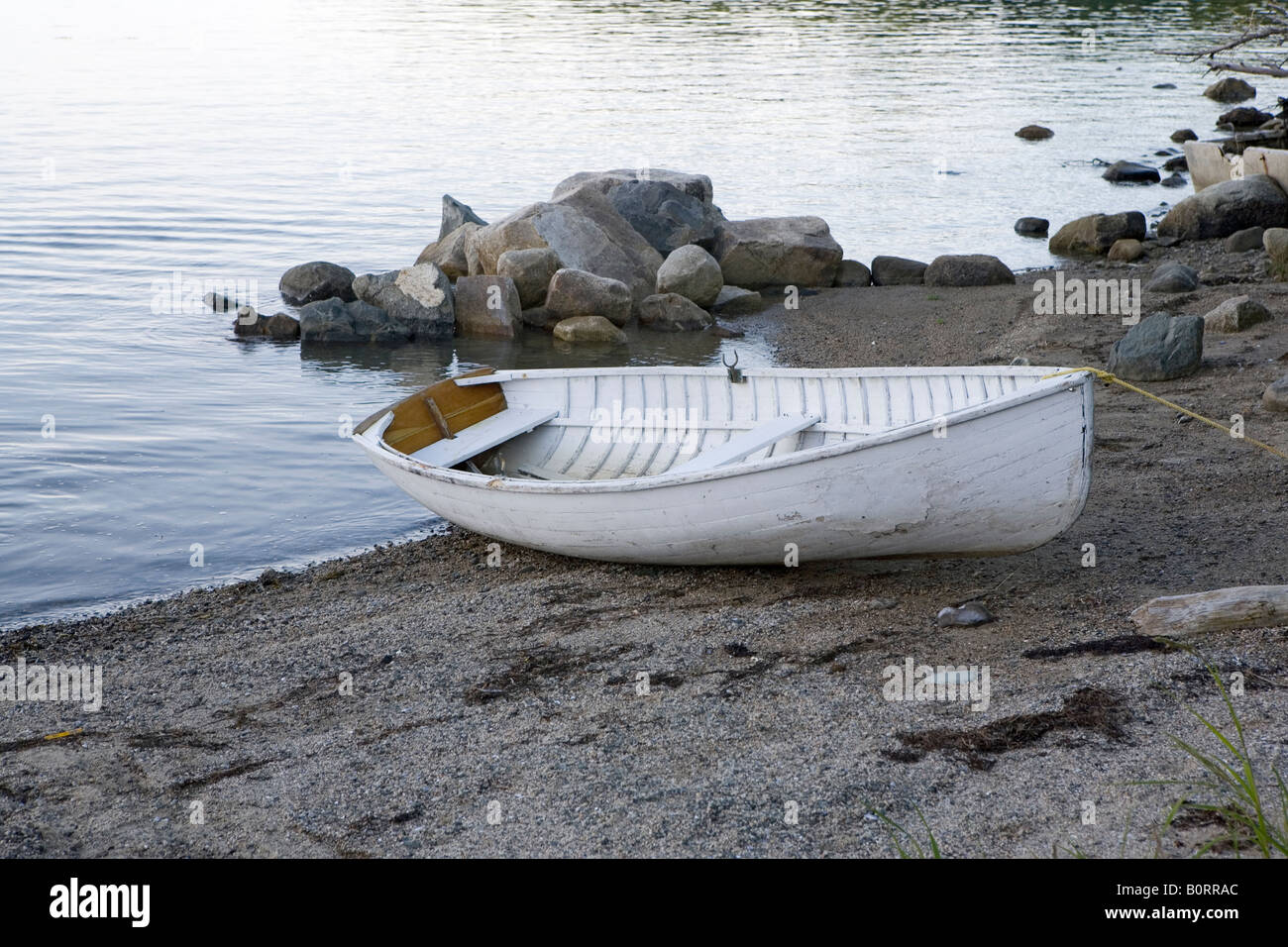 Dinghies on the beach campestre.al.gov.br