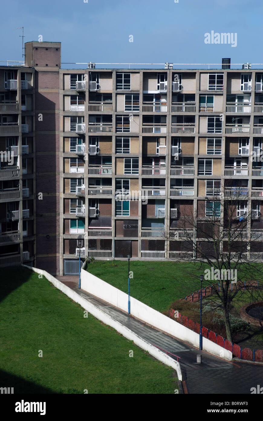 Park Hill Flats Sheffield Stock Photo Alamy