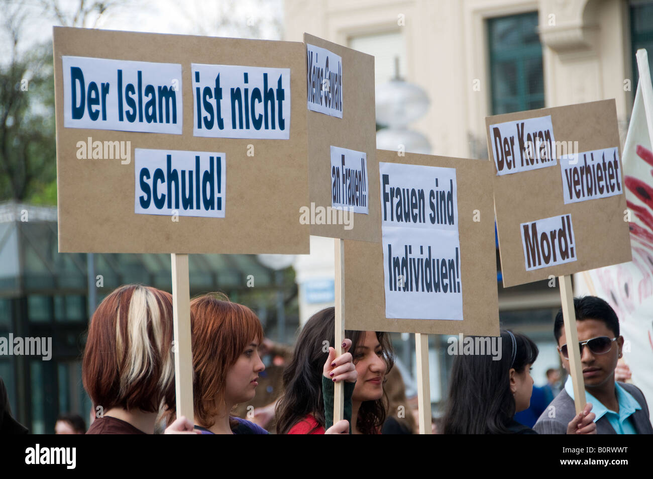 Against islamophobia hi-res stock photography and images - Alamy
