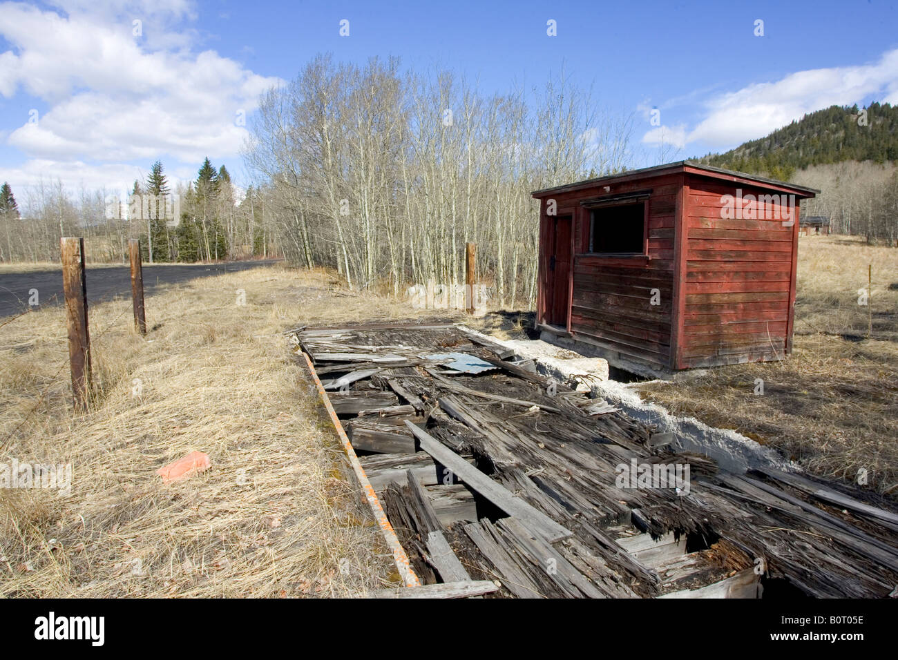 Abandoned coal mine hi-res stock photography and images - Alamy