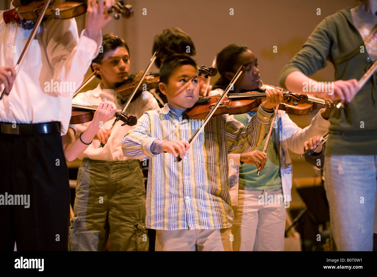 Members of the Suzuki Strings of Long Island who range from 3 to 17 ...
