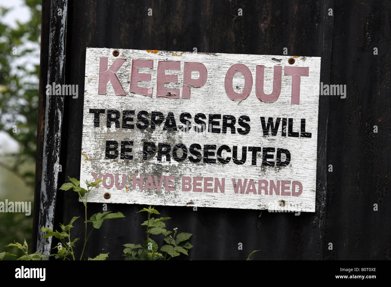 Keep Out Trespassers Will Be Prosecuted Sign Stock Photo Alamy