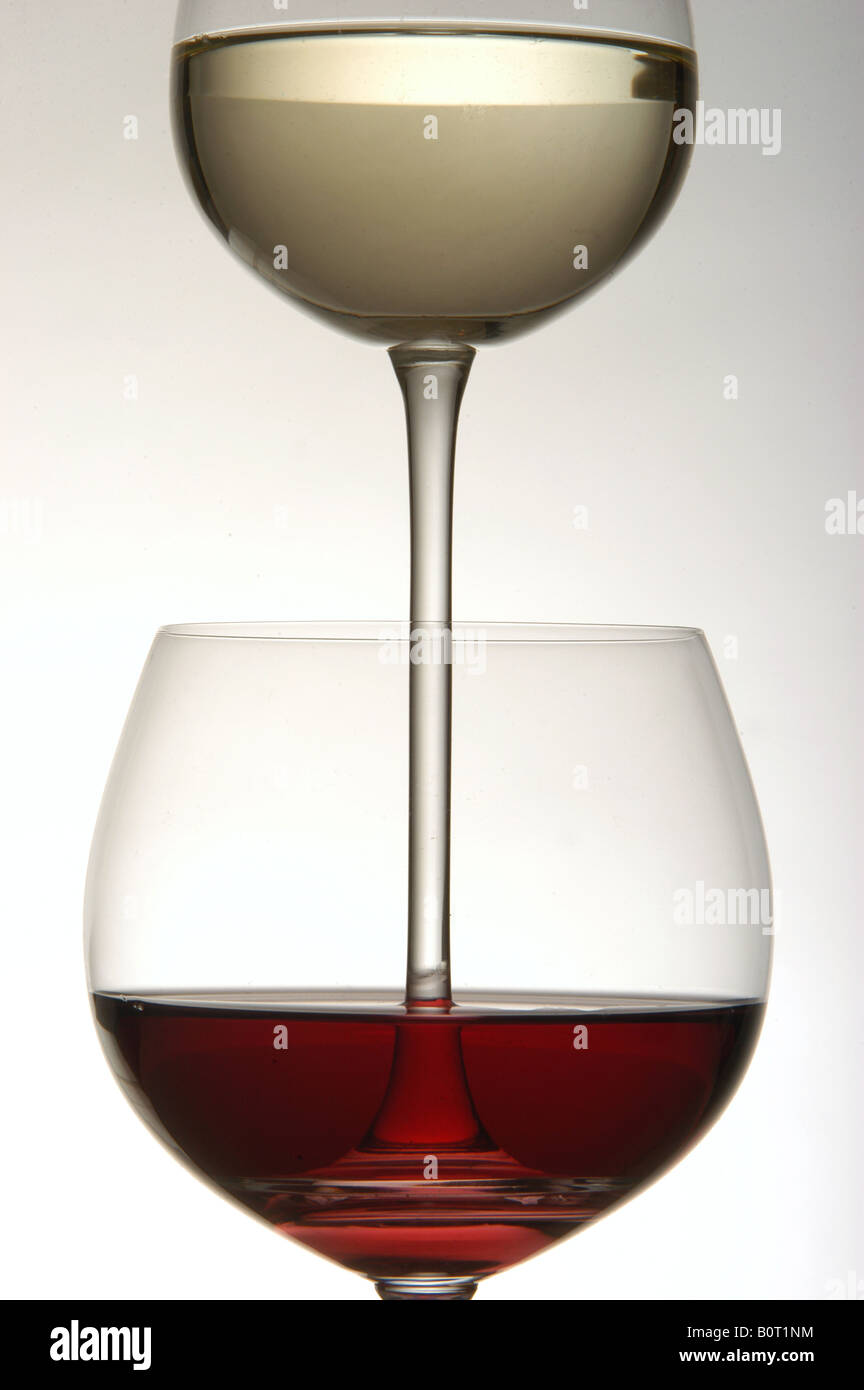 Amarone wine glass hires stock photography and images Alamy