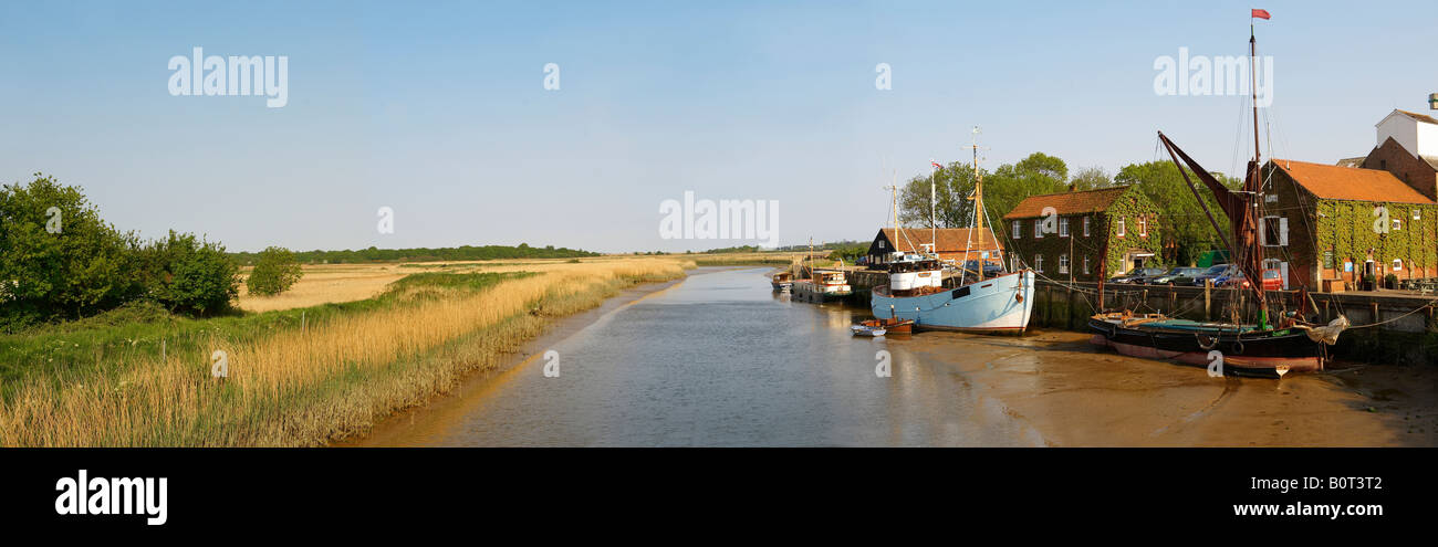 Snape Maltings and the river alde - Suffolk England Stock Photo