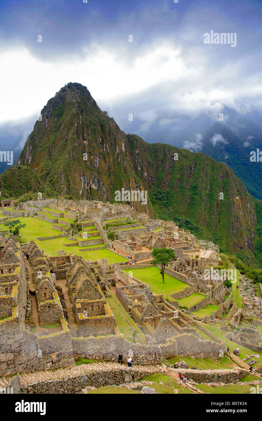 Machu Picchu Lost City Huayna Picchu Urubamba river Valley Andes Peru South America UNESCO World Heritage Site Stock Photo