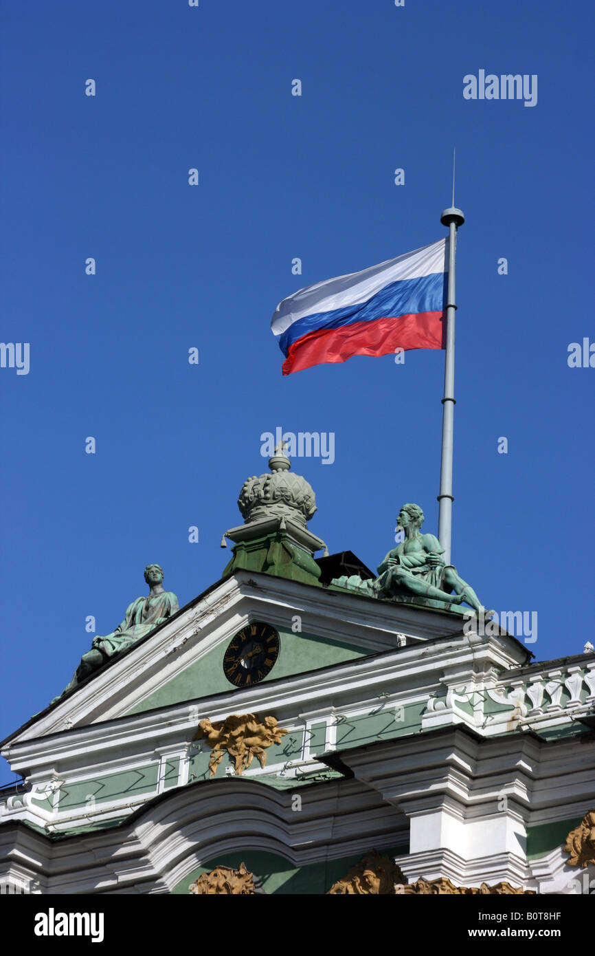 Russian tri-color above the Winter Palace, St. Petersburg, Rusia Stock Photo