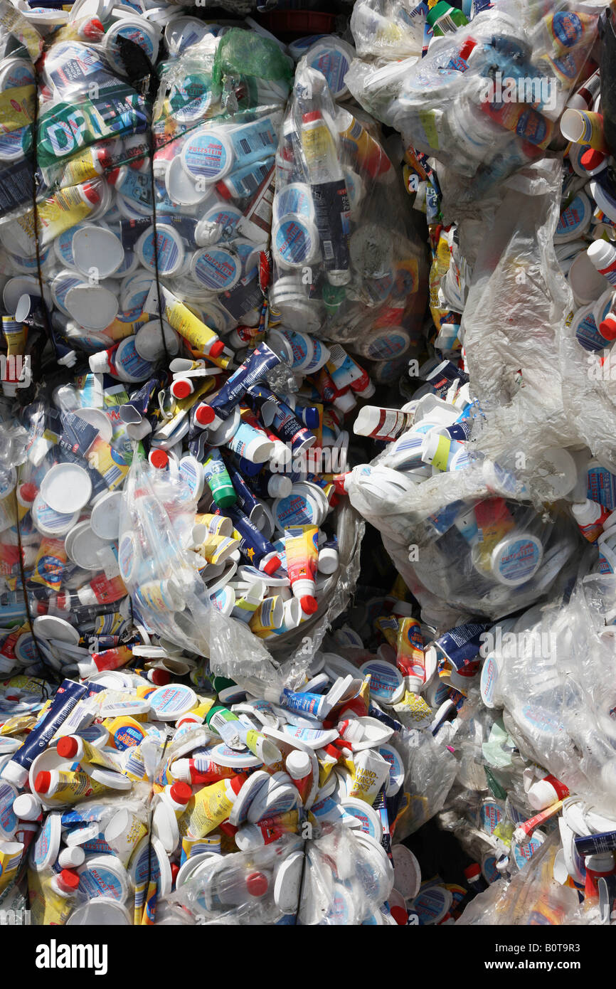 DEU Germany Essen Recycling of plastics of any kind Pressing of plastic