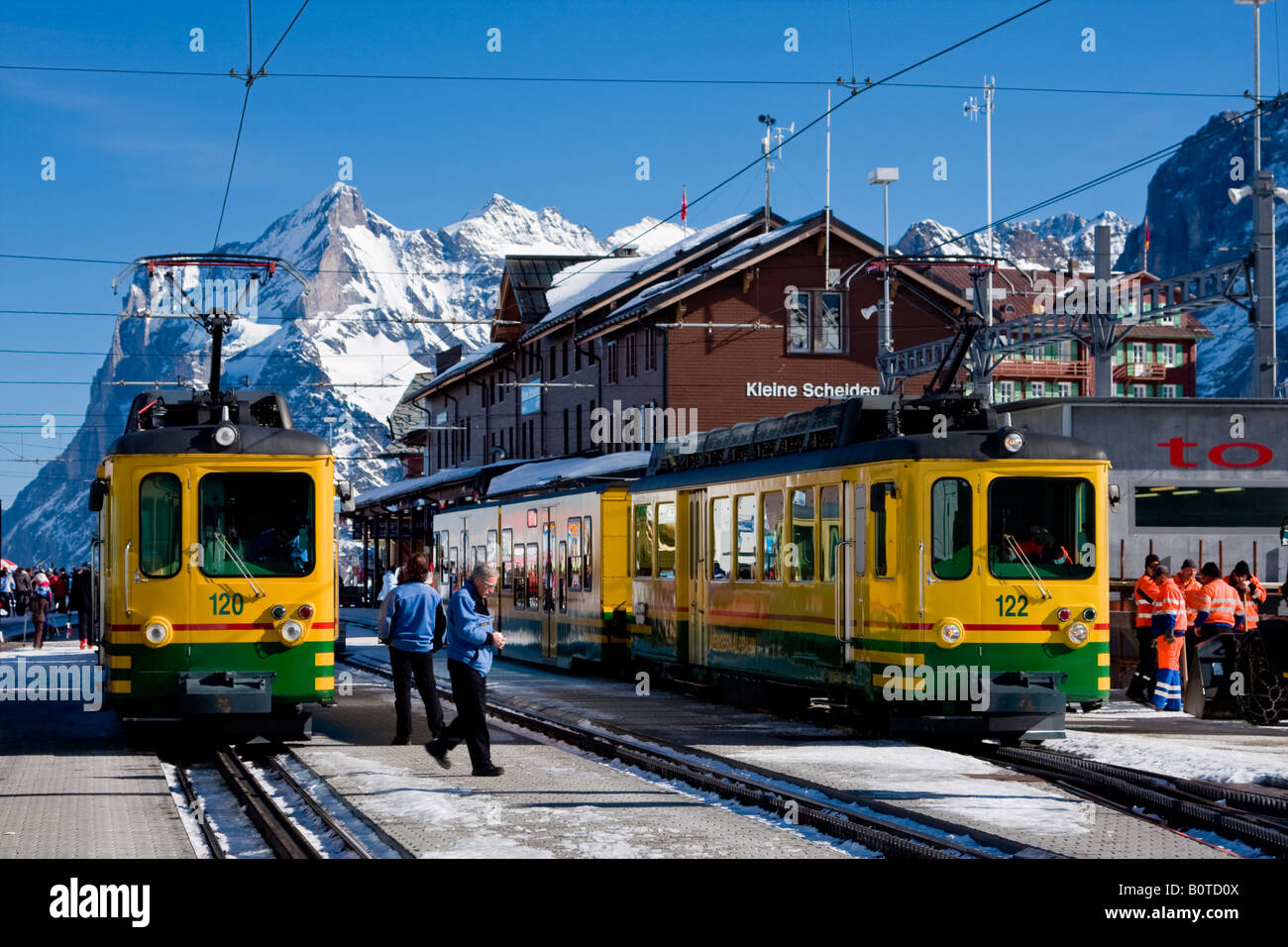 Trains kleine scheidegg hi-res stock photography and images - Alamy