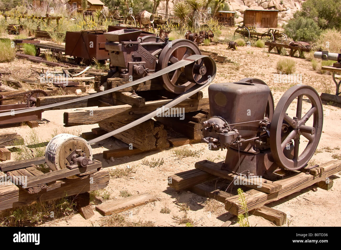 Old belt driven water pump hi res stock photography and images Alamy