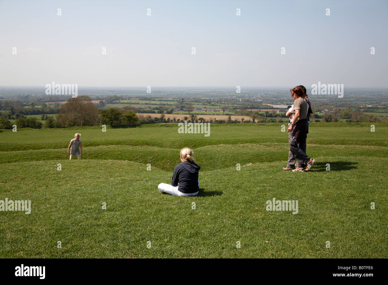 Royal family group hi-res stock photography and images - Alamy