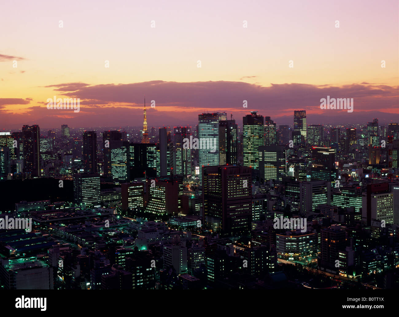 Cityscape skyscraper hi-res stock photography and images - Alamy