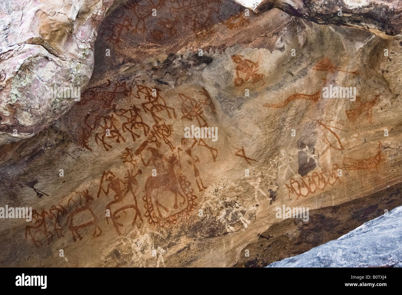 Stone age cave painting hi-res stock photography and images - Alamy