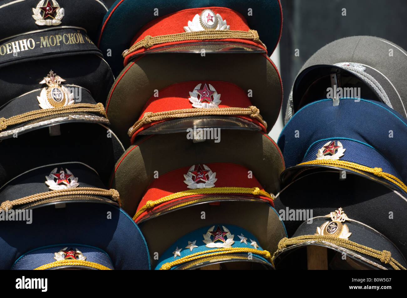 Russian Military Caps and Hats on a Market Stall near Check Point Charlie.  Berlin, Germany Stock Photo - Alamy