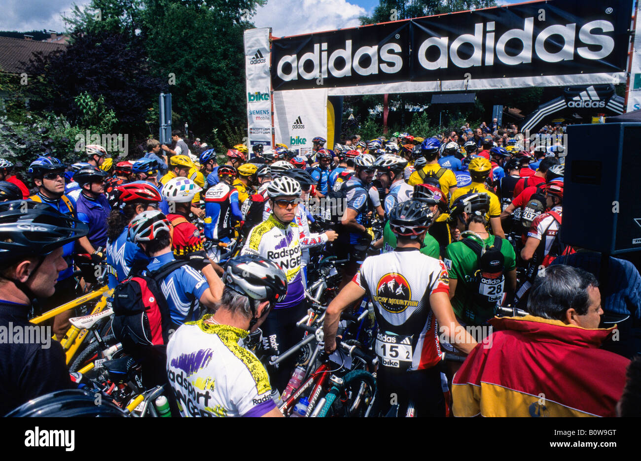 Crowd of mountain bike racers at the starting line of the Adidas Bike  Transalp Challenge in Garmisch, Bavaria, Germany Stock Photo - Alamy