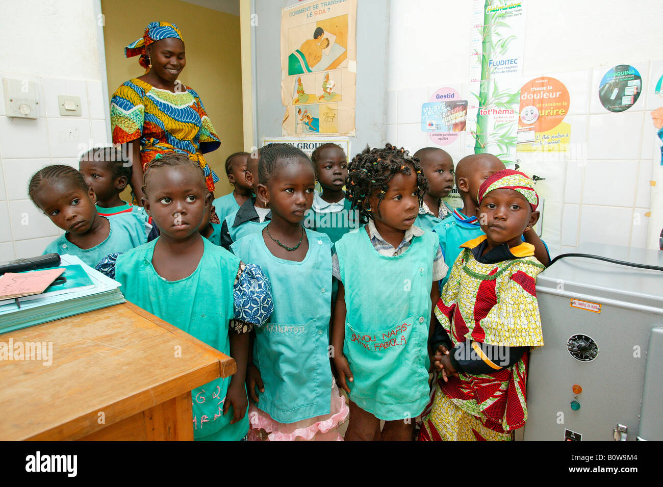 Kindergarten class visiting a hospital, Garoua, Cameroon, Africa Stock Photo