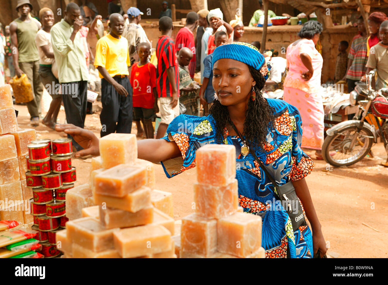 Market stall cameroon hi-res stock photography and images - Alamy