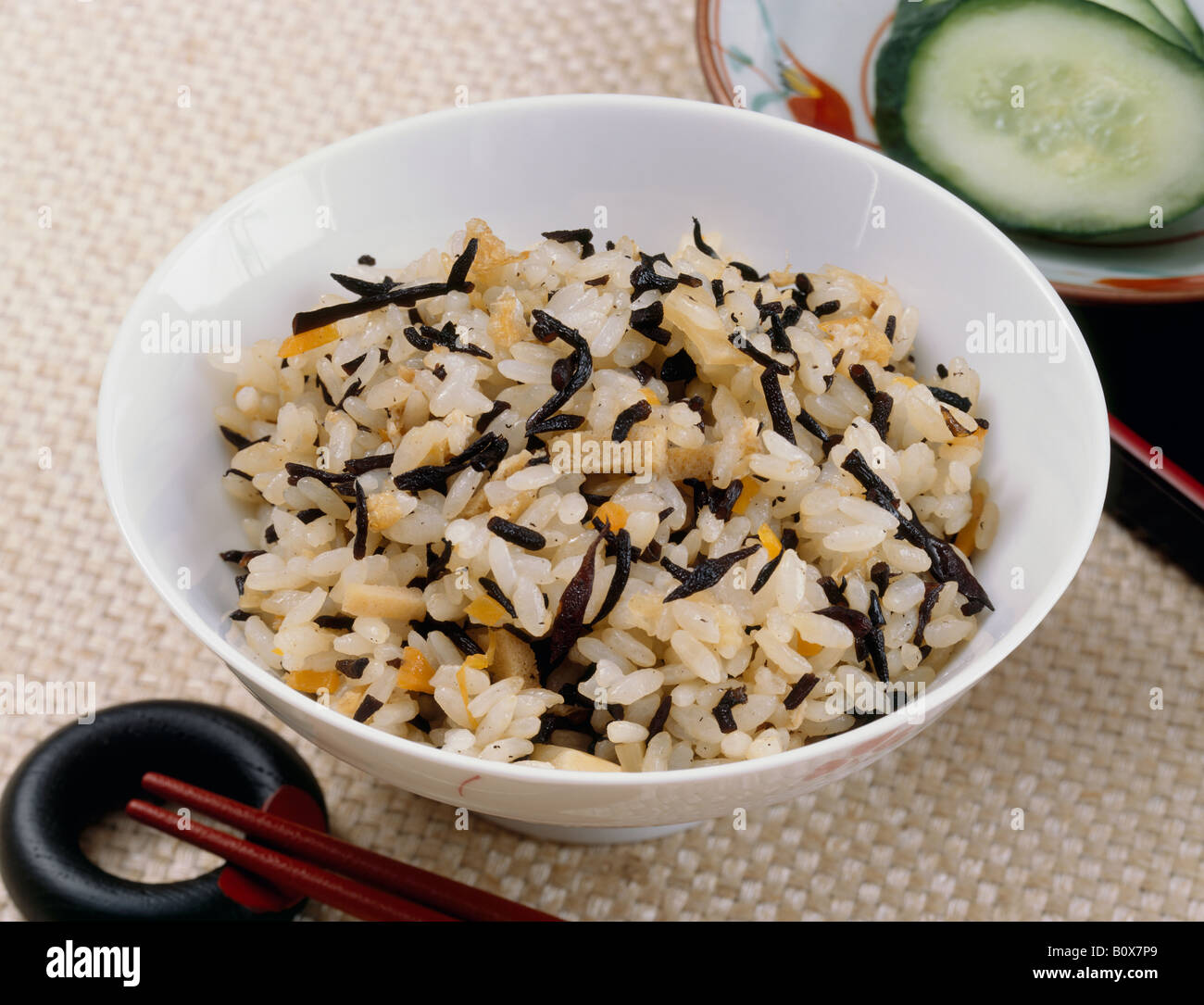 Steamed rice with seaweed Stock Photo - Alamy