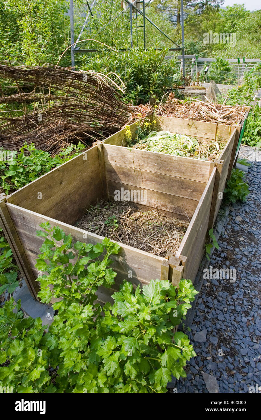 Three wooden compost bins Centre for Alternative Technology Machynlleth Wales UK Stock Photo Alamy