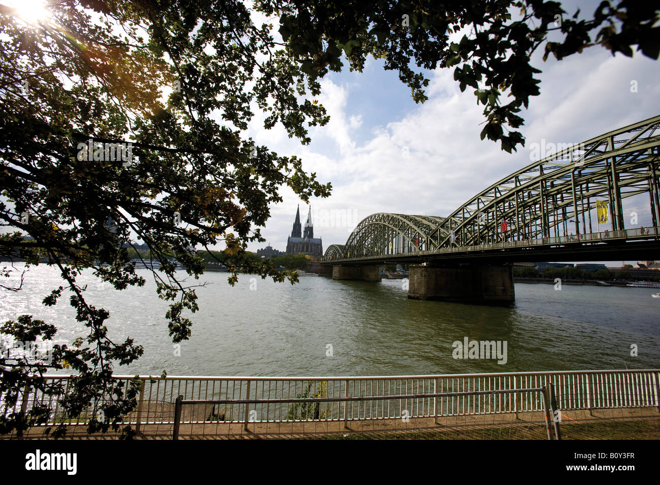 Deutzer bruecke hires stock photography and