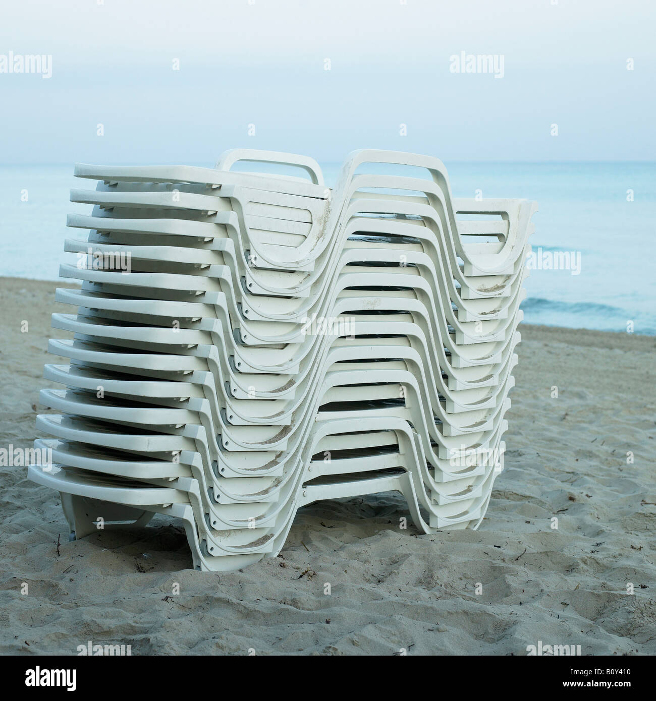 plastic lounge chair on the beach Stock Photo - Alamy