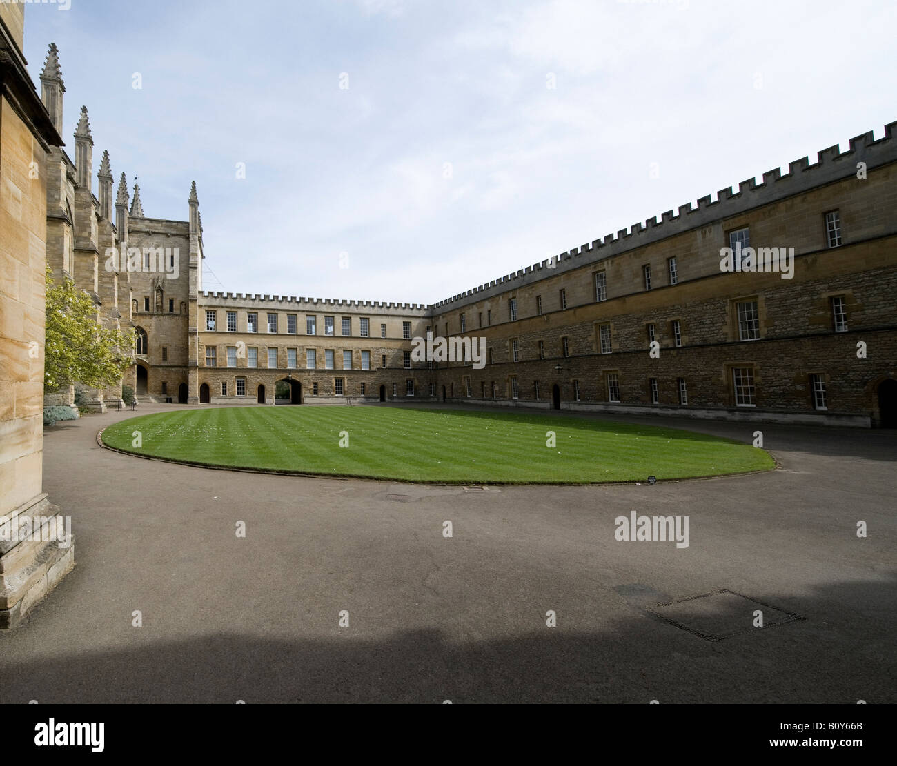 New College Front Quadrangle and Chapel, Oxford Stock Photo - Alamy