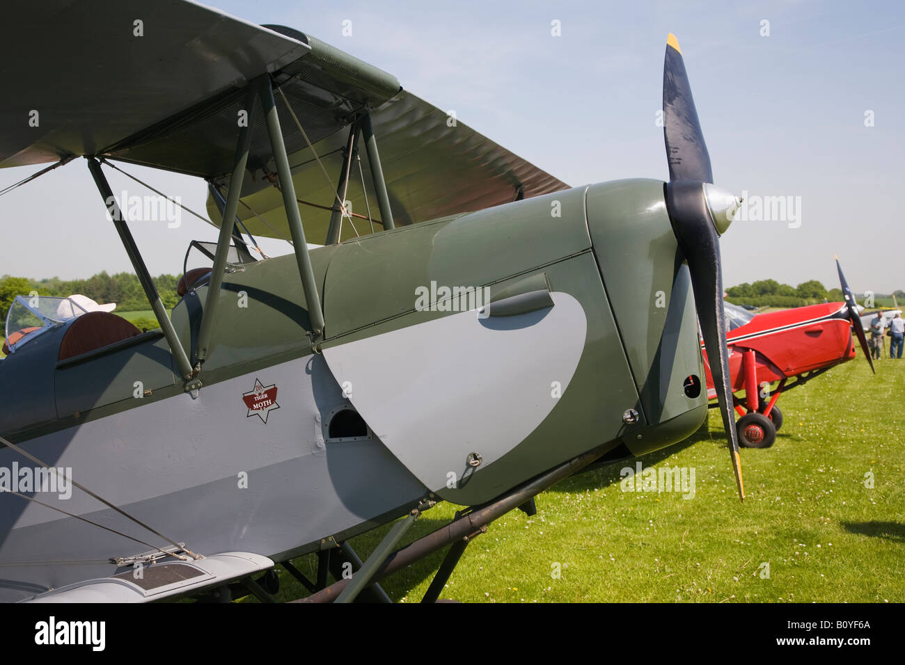 De havilland dh82 tiger moth hi-res stock photography and images - Page 2 -  Alamy