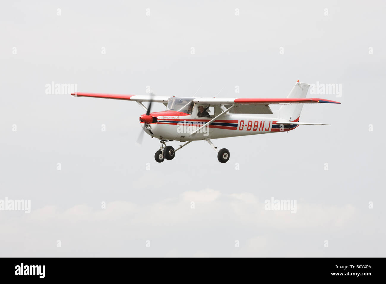 Reims Cessna F150L G-BBNJ on final approach to land @ Sandtoft Airfield Stock Photo