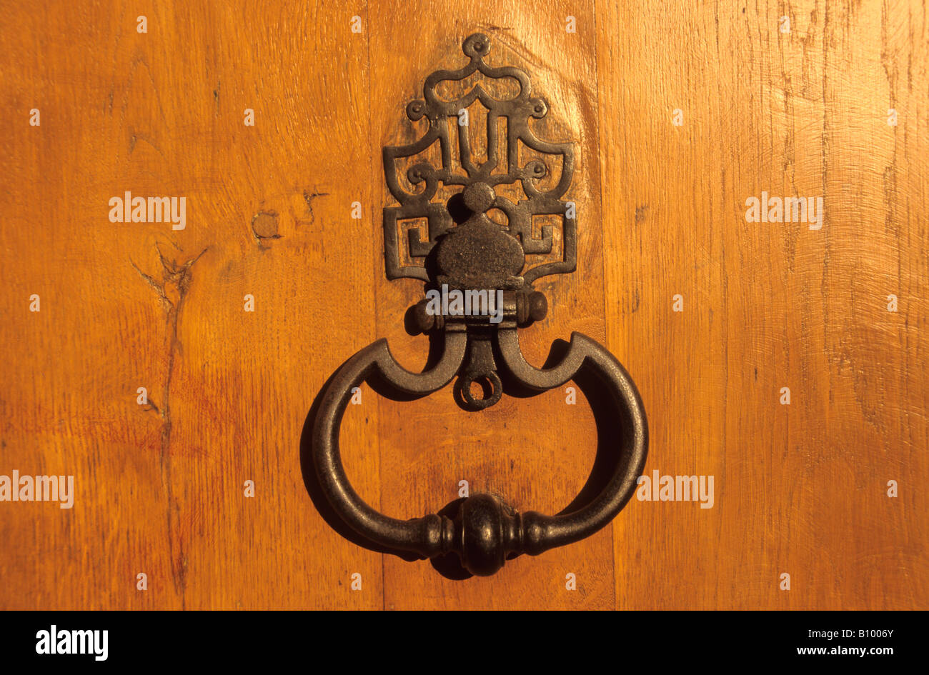 Old door knocker Stock Photo Alamy
