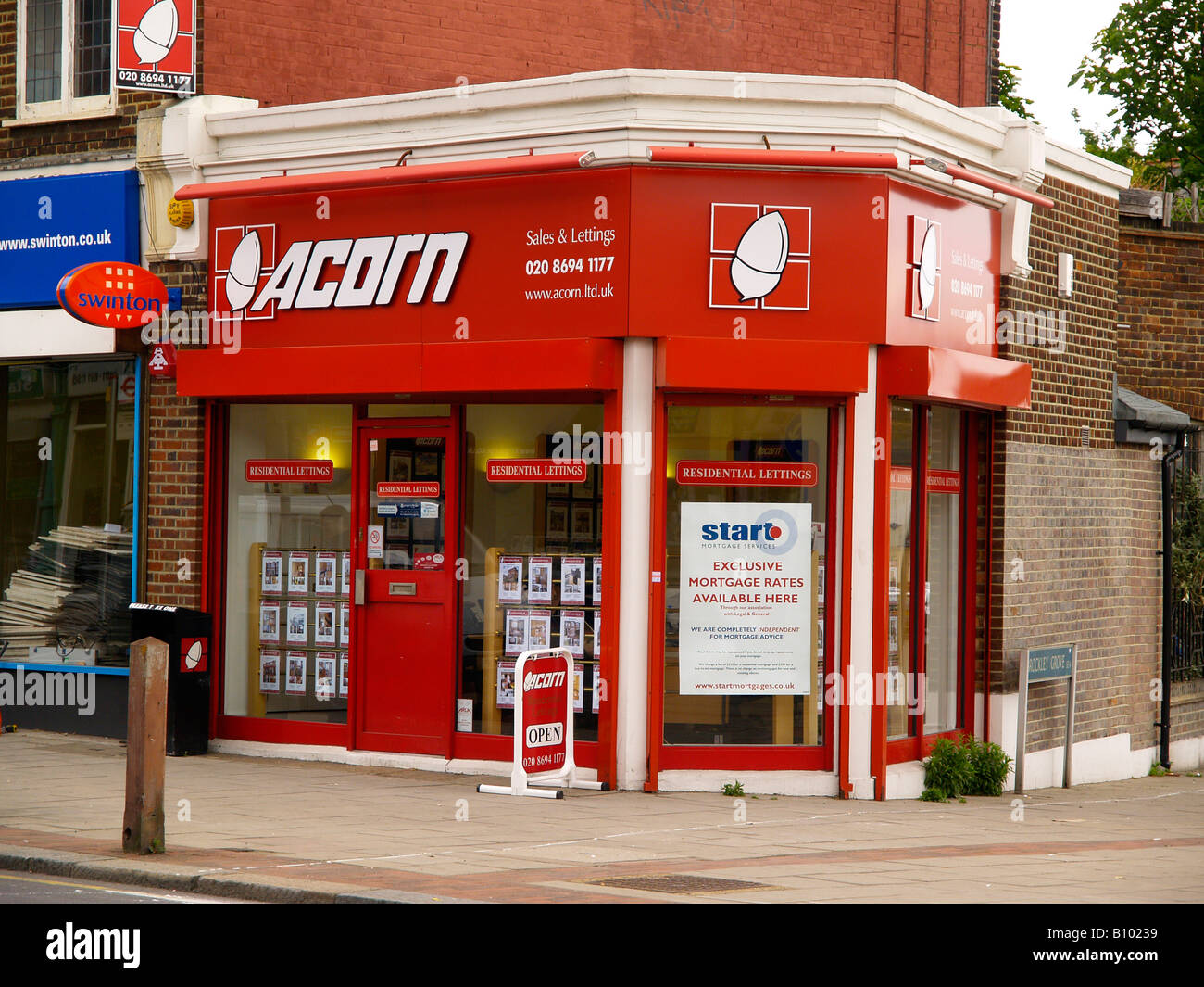 Estate Agents office in Brockley Lewisham London SE4 Stock Photo Alamy