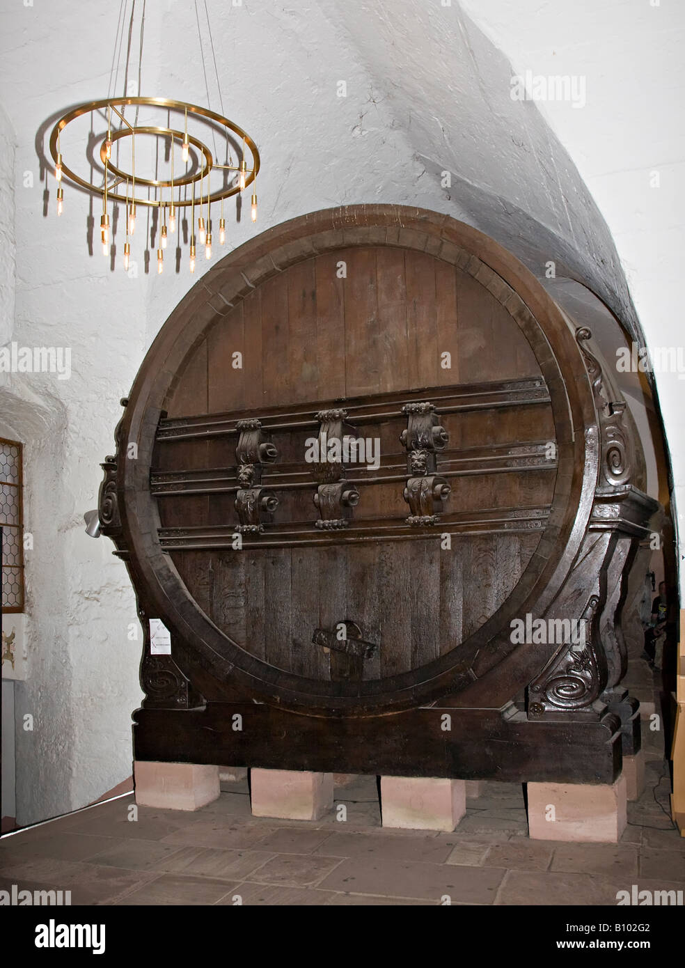Huge oak wine barrel in Heidelberg castle (Heidelberger schloss