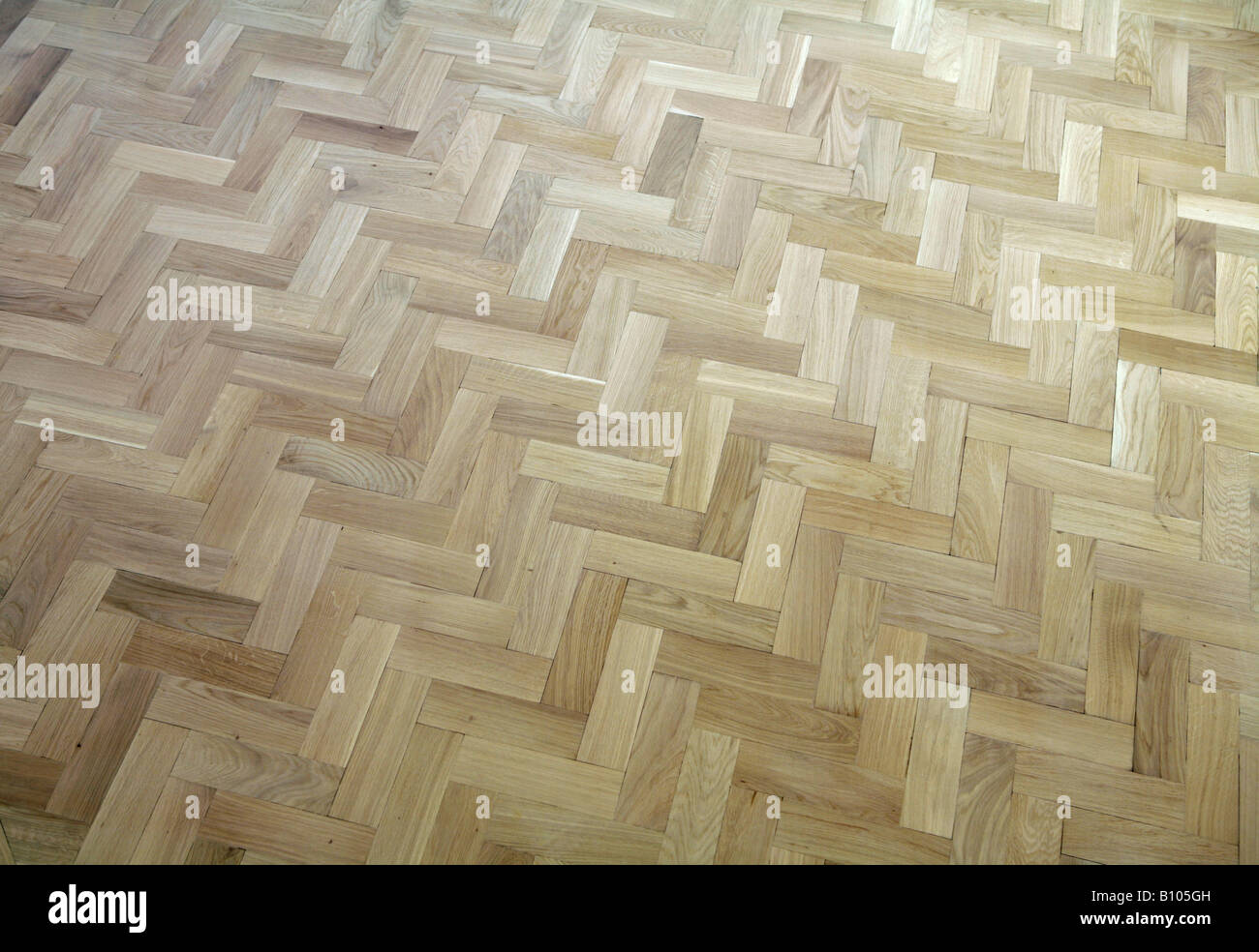 Reclaimed Oak Parquet flooring Stock Photo - Alamy - Reclaimed Parquet Flooring For Apartments